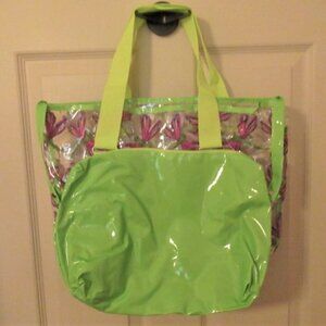 TOTE + POUCH green with dragonflies